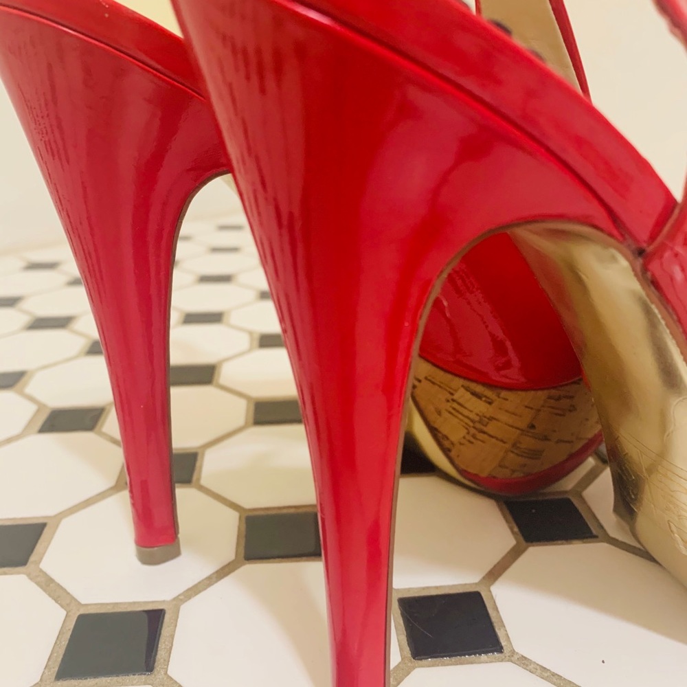 bebe Heels - Picture 5 of 9